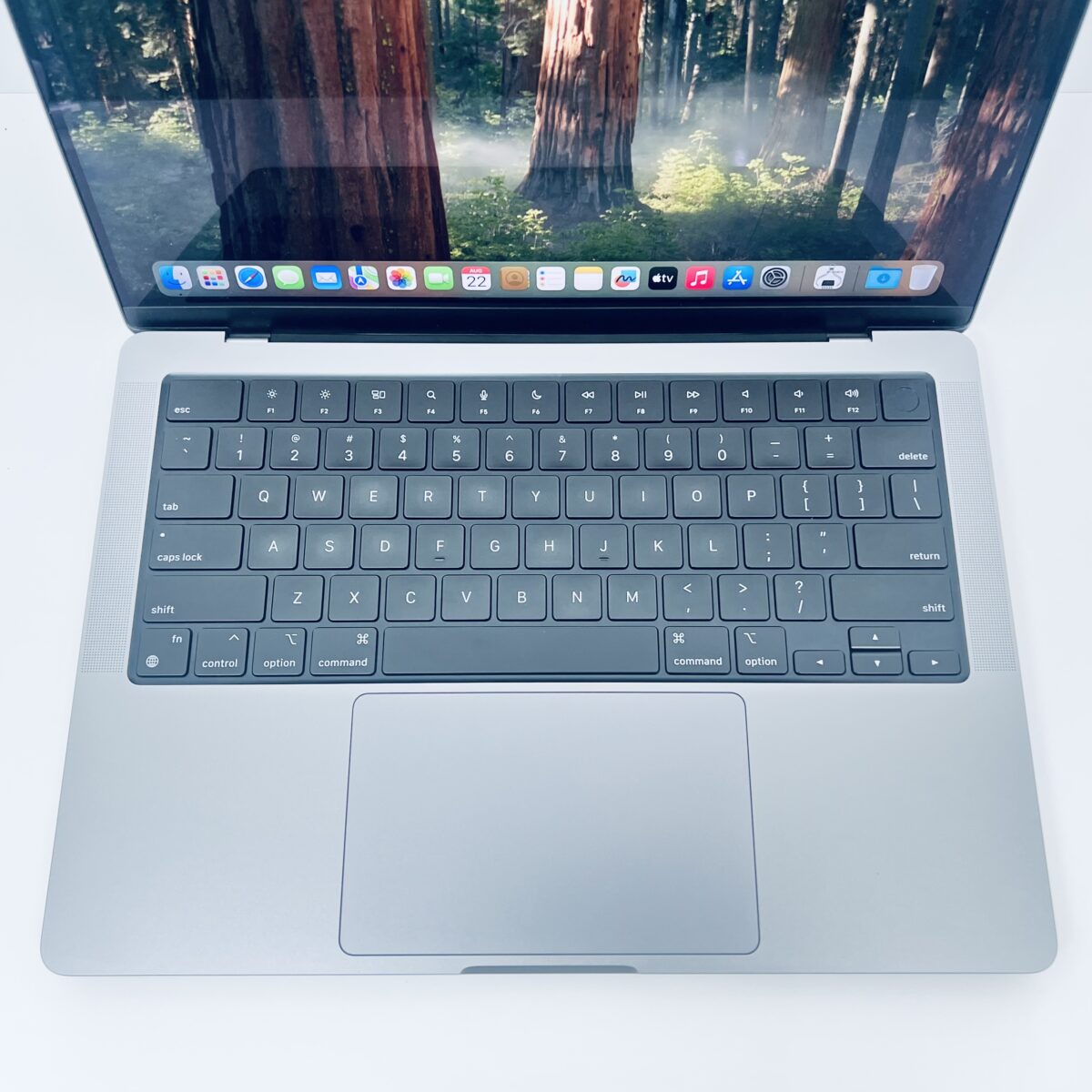 14" MacBook Pro M2 Max / 7868261 - Image 2