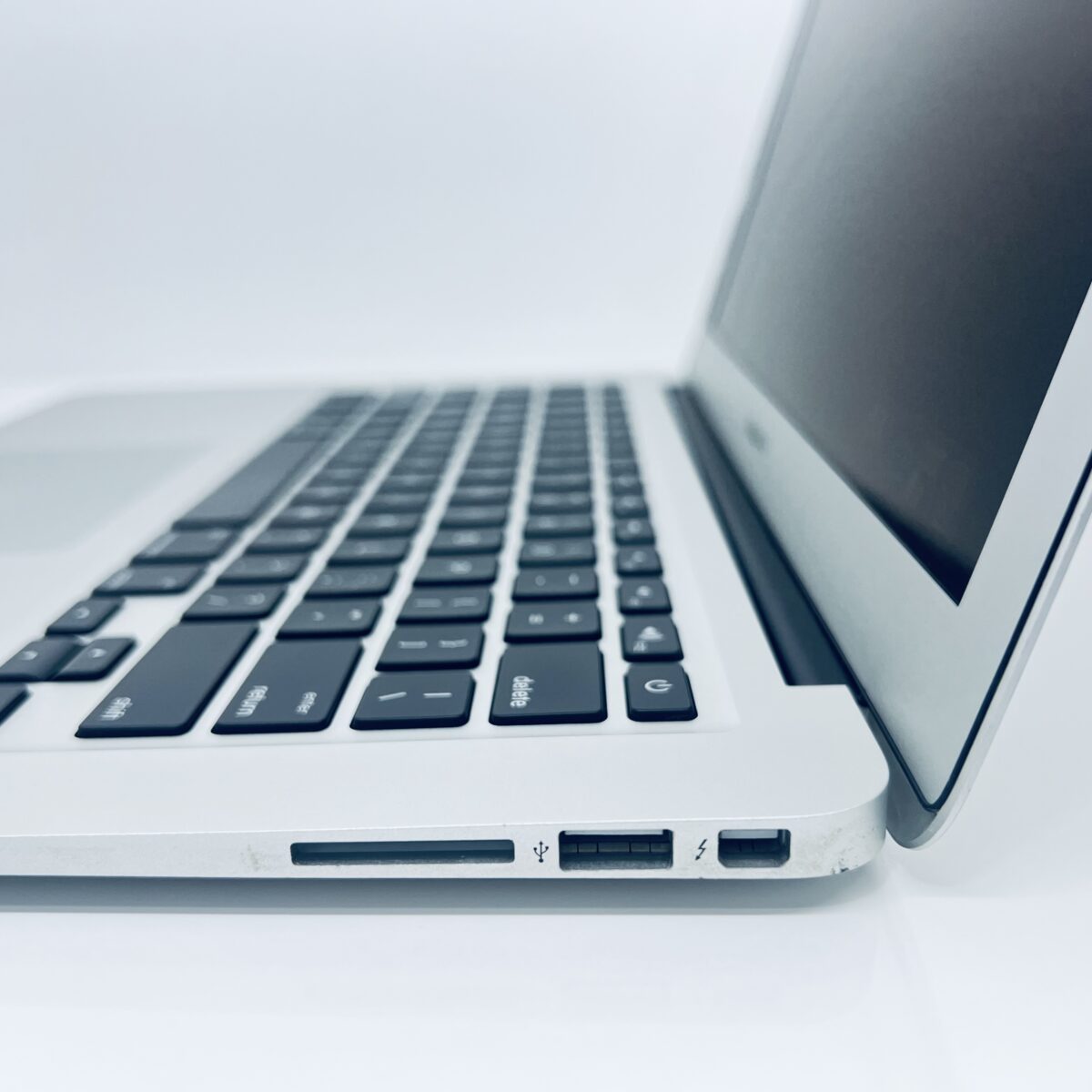 13.3" MacBook Air / Stock No – 7868192 - Image 3