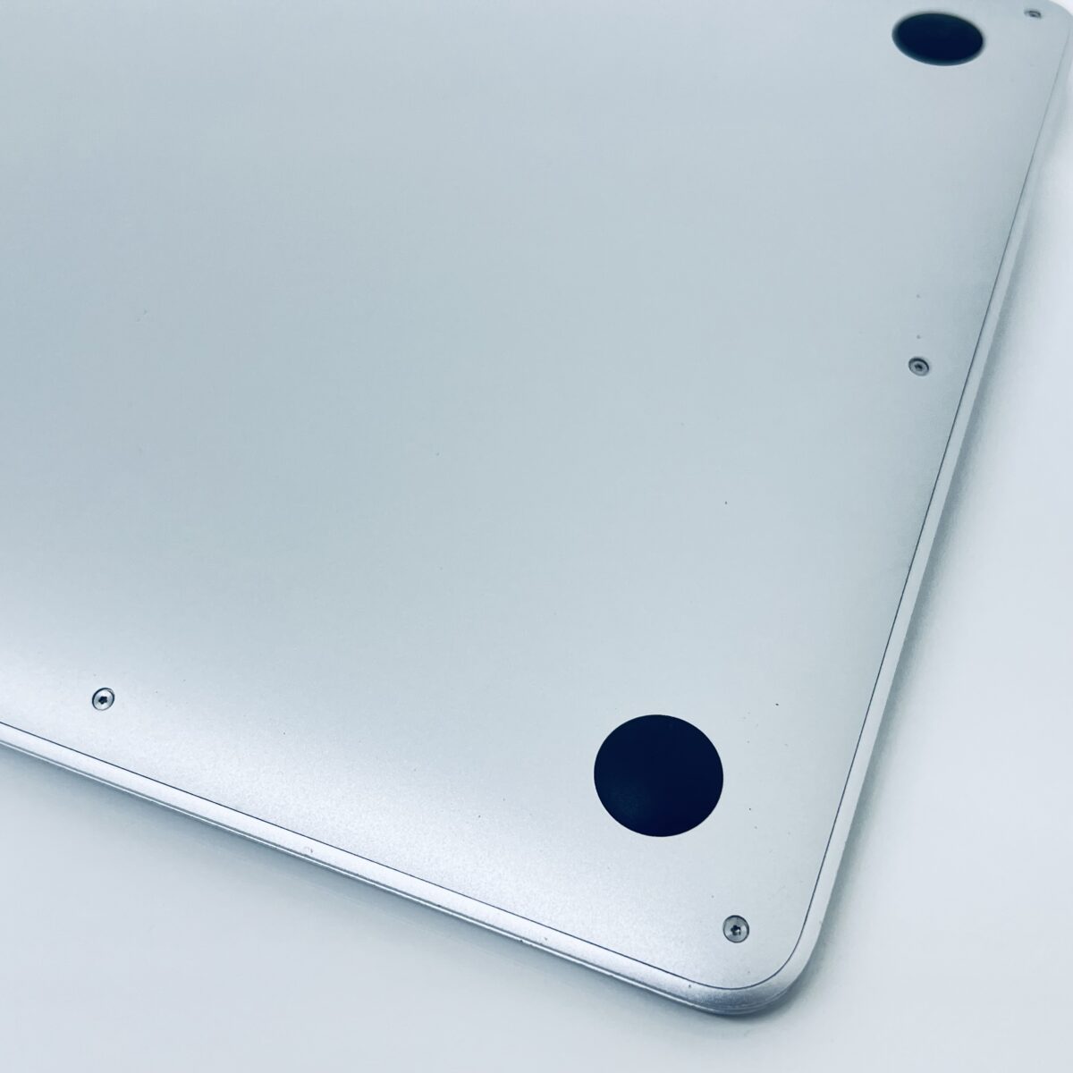 13.3" MacBook Air / Stock No – 7868192 - Image 17