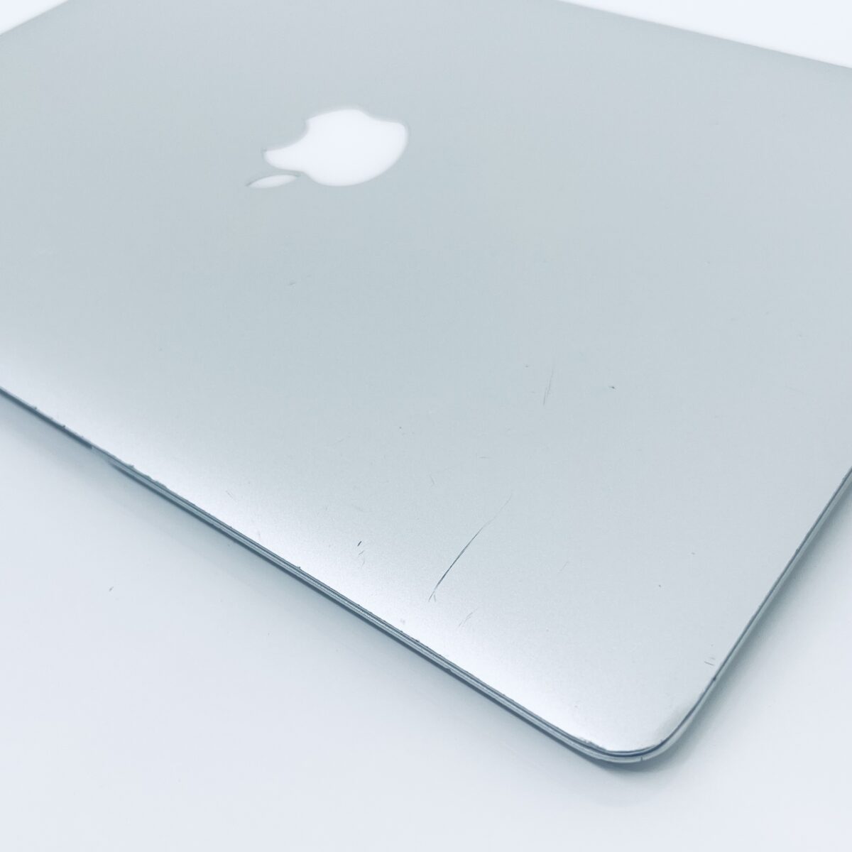13.3" MacBook Air / Stock No – 7868193 - Image 12