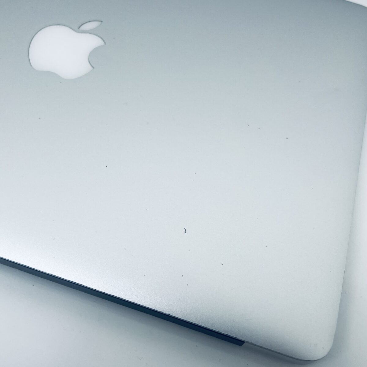 13.3" MacBook Air / Stock No – 7868193 - Image 15