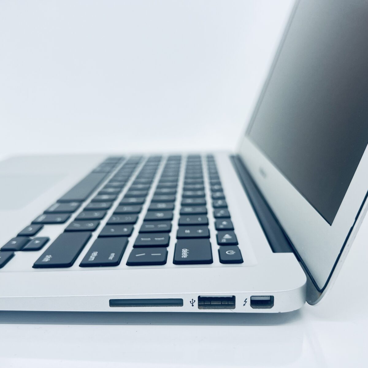13.3" MacBook Air / Stock No – 7868240 - Image 3