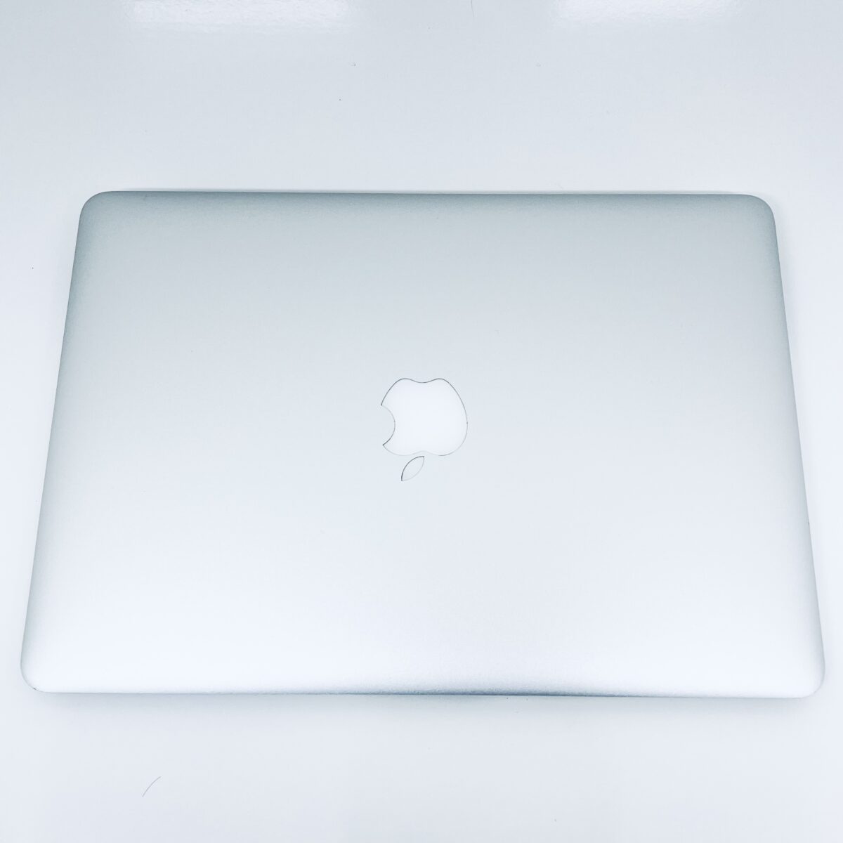 13.3" MacBook Air / Stock No – 7868240 - Image 9