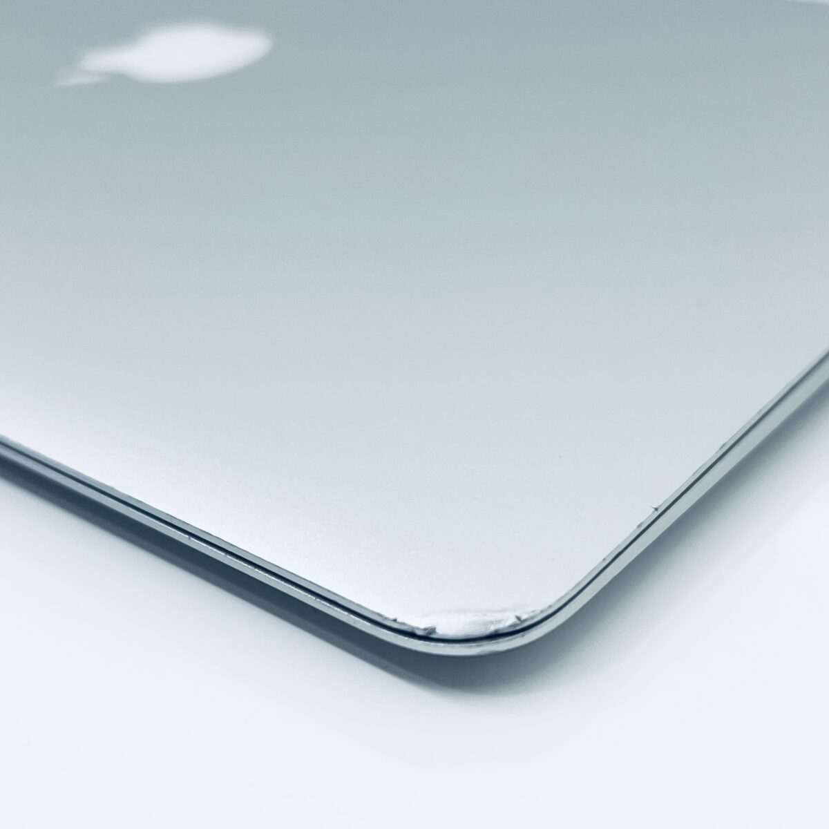 13.3" MacBook Air / Stock No – 7868223 - Image 11