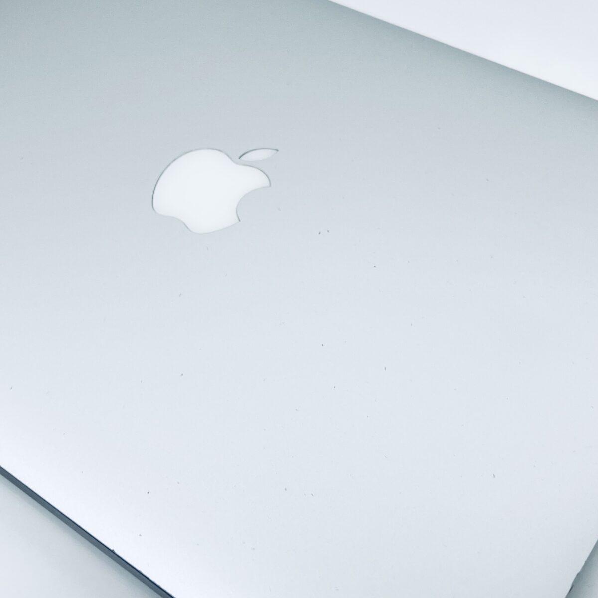 13.3" MacBook Air / Stock No – 7868223 - Image 13
