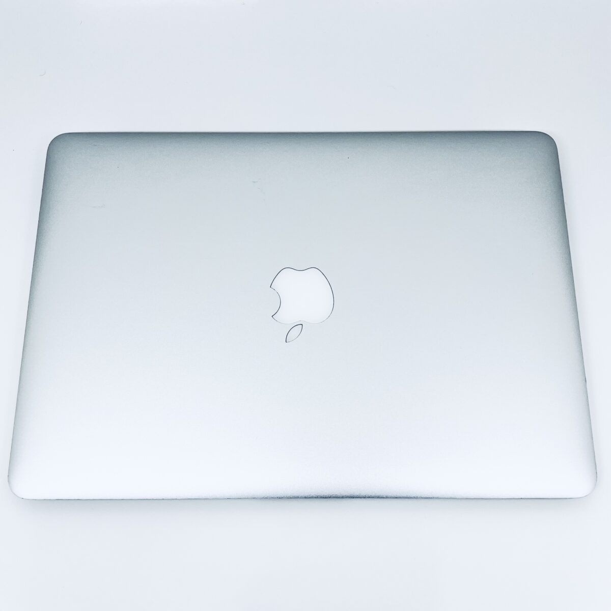 13.3" MacBook Air / Stock No – 7868095 - Image 10