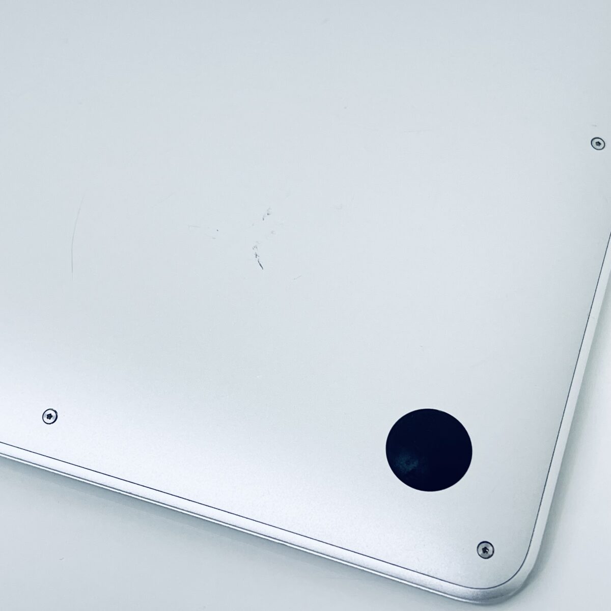 13.3" MacBook Air / Stock No – 7868095 - Image 17