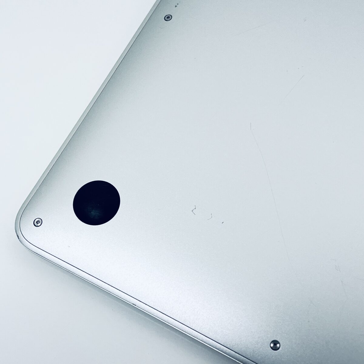 13.3" MacBook Air / Stock No – 7868095 - Image 18
