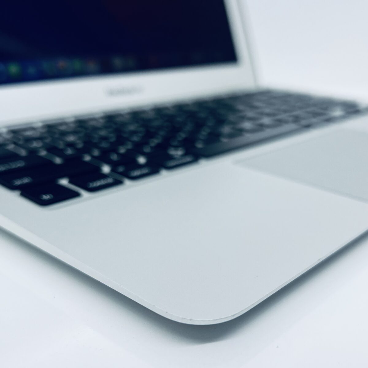11.6" MacBook Air / Stock No – 7868226 - Image 5