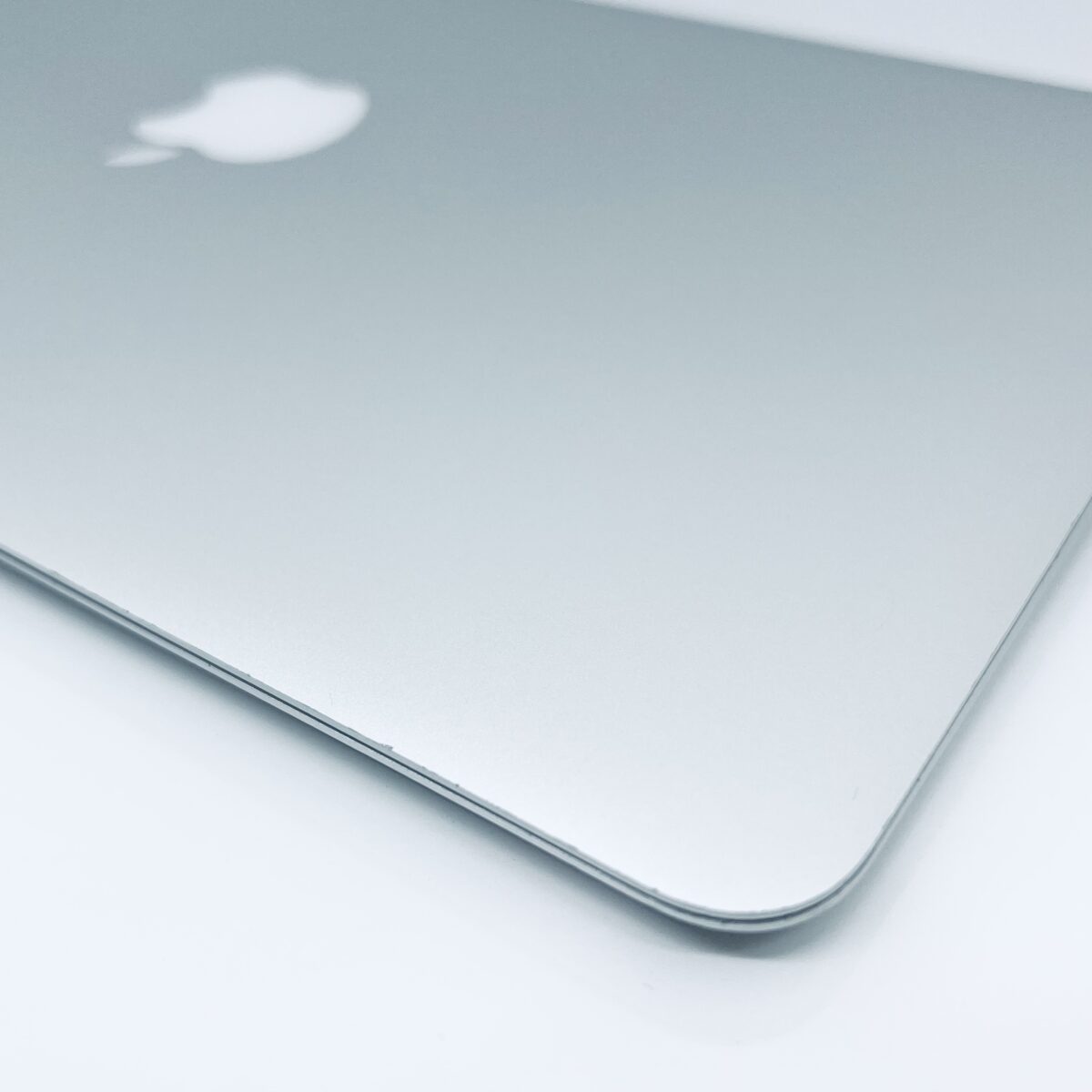 11.6" MacBook Air / Stock No – 7868226 - Image 10
