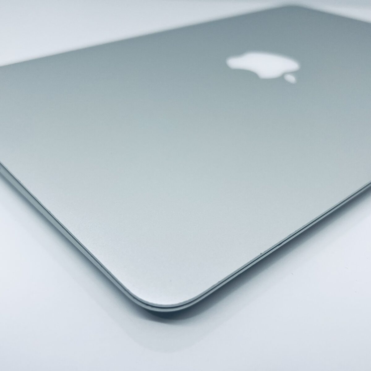 11.6" MacBook Air / Stock No – 7868226 - Image 13
