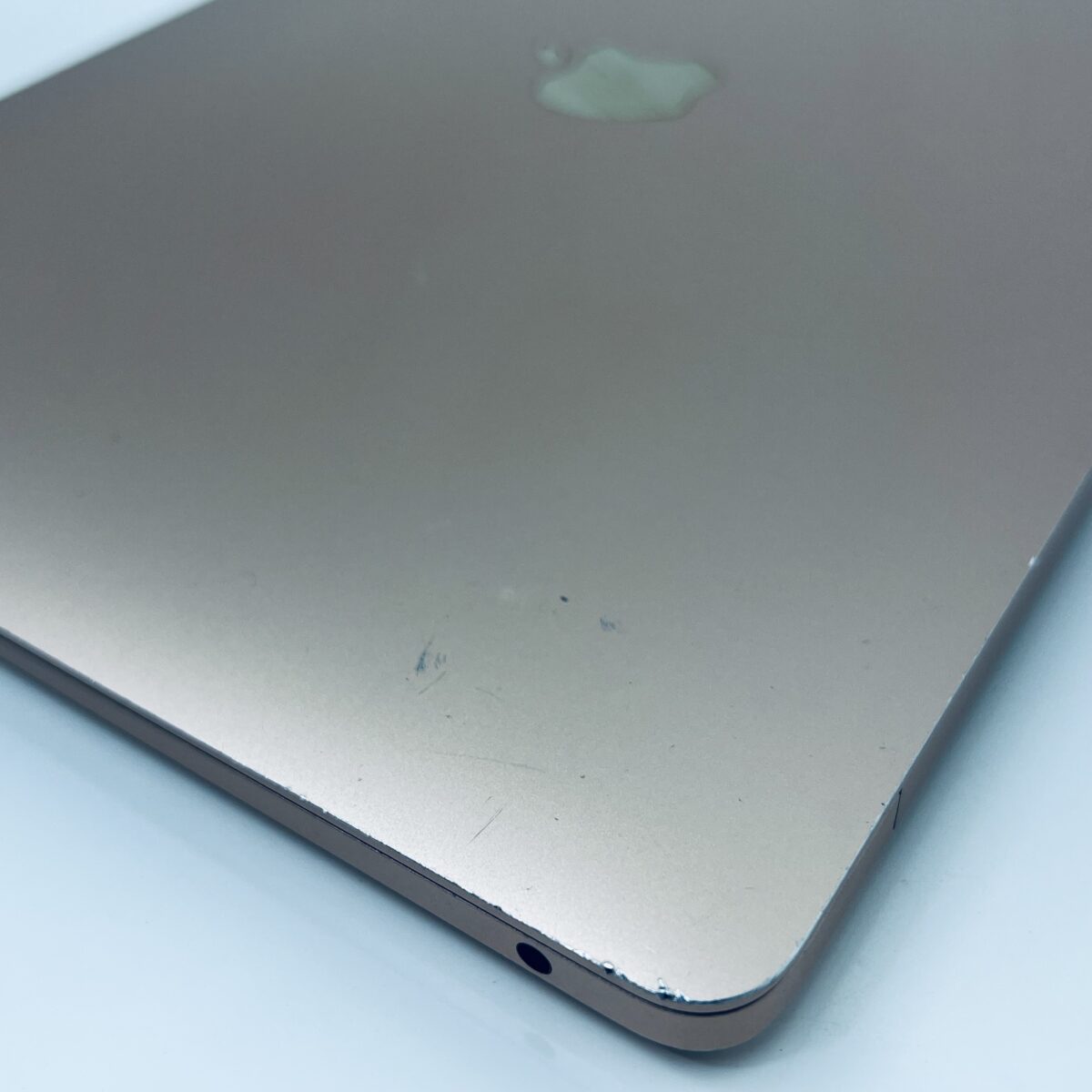 13.3" MacBook Air / Stock No – 7868238 - Image 12