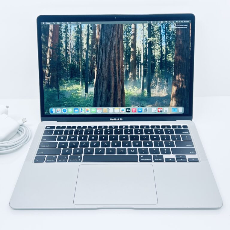 13.3" MacBook Air Early 2020