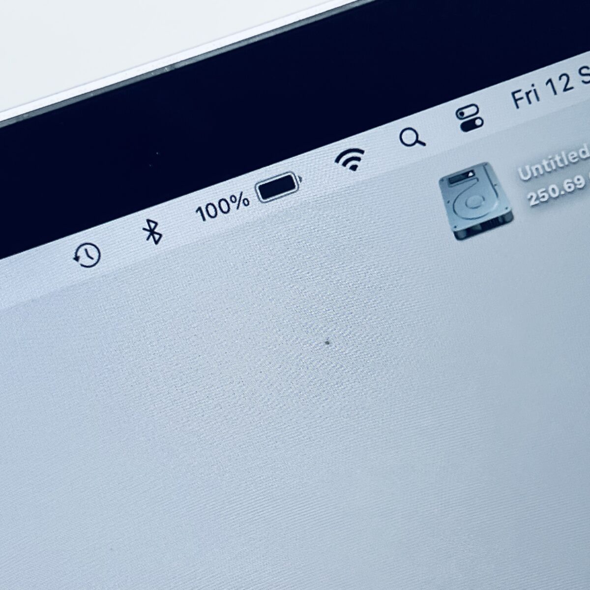 13.3" MacBook Air / Stock No – 7867591 - Image 8