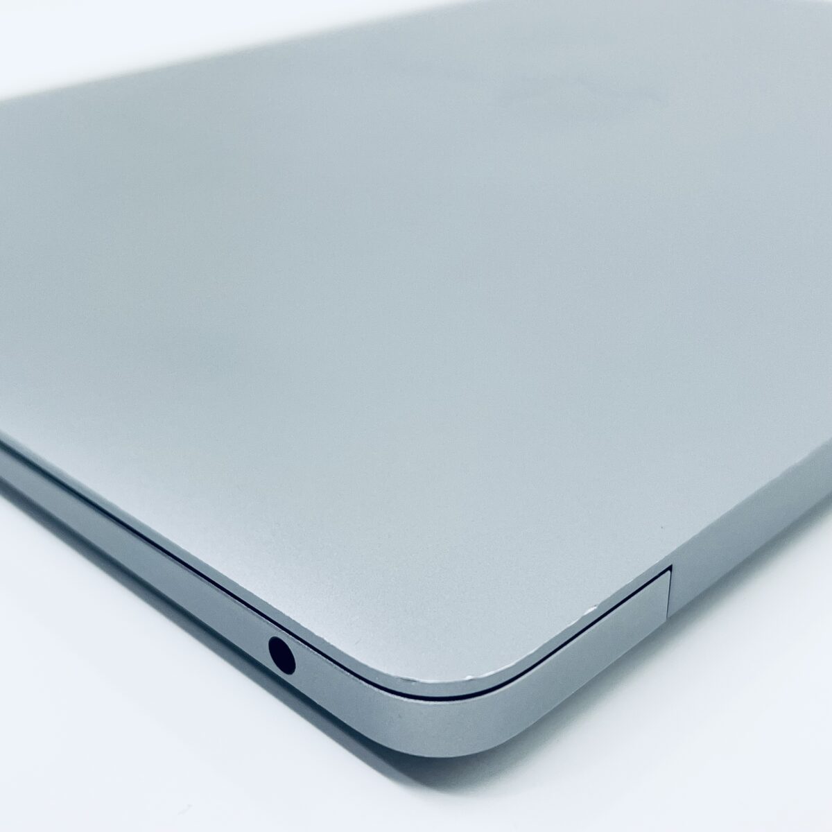 13.3" MacBook Air / Stock No – 7867591 - Image 11
