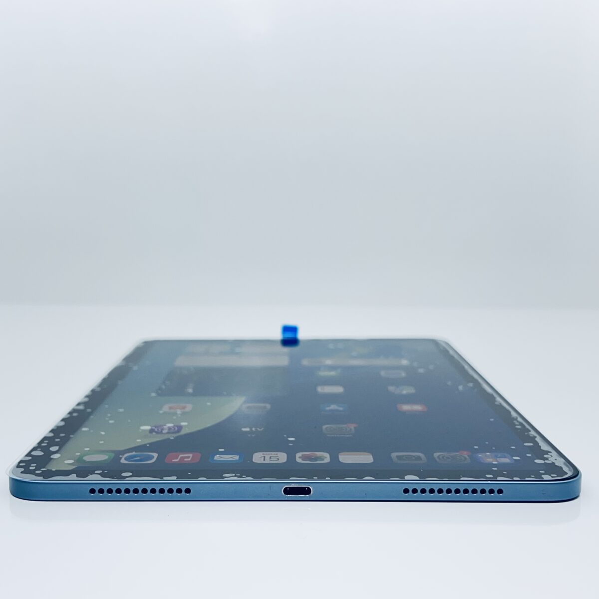 10.9" iPad Air 4th Gen / 7868257 - Image 2