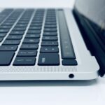 13.3" MacBook Pro M1 / 7868286 - Image 3