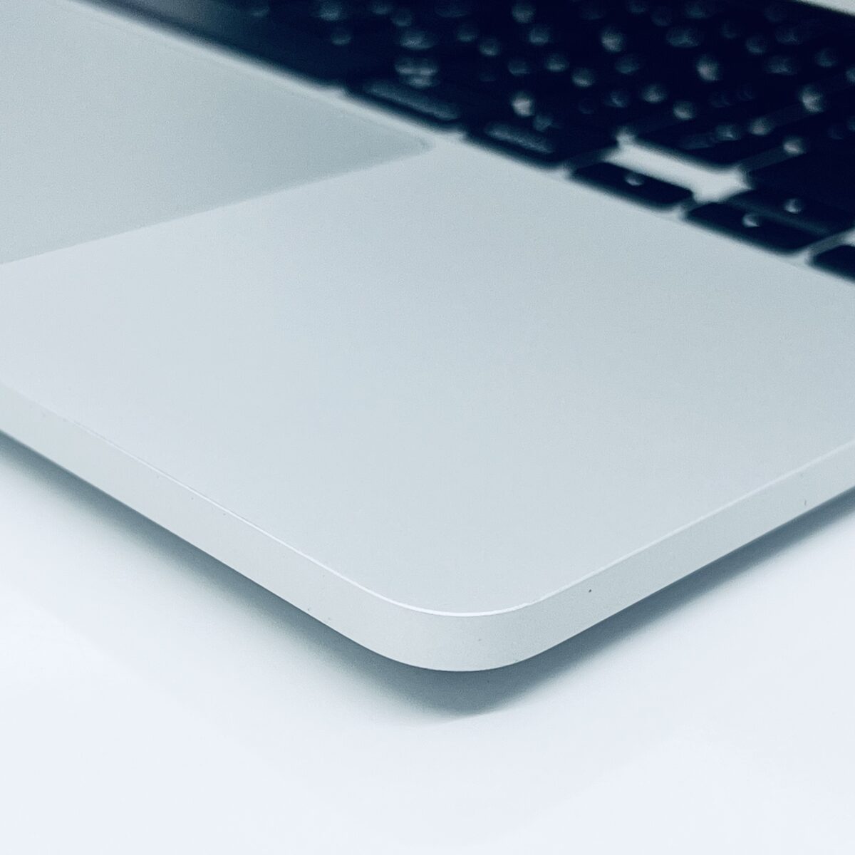 13.3" MacBook Pro M1 / 7868286 - Image 4