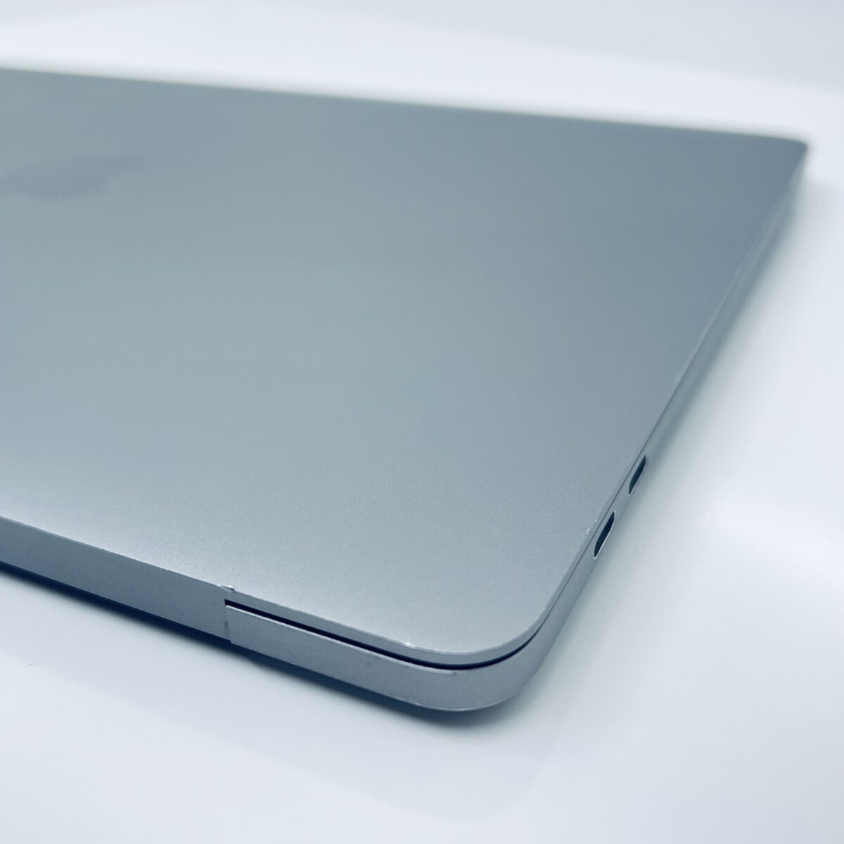 13.3" MacBook Pro / 7868228 - Image 10