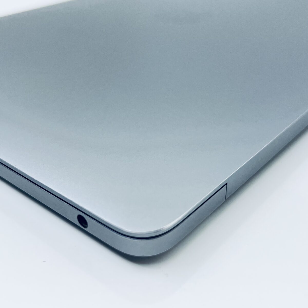 13.3" MacBook Pro / 7868242 - Image 10