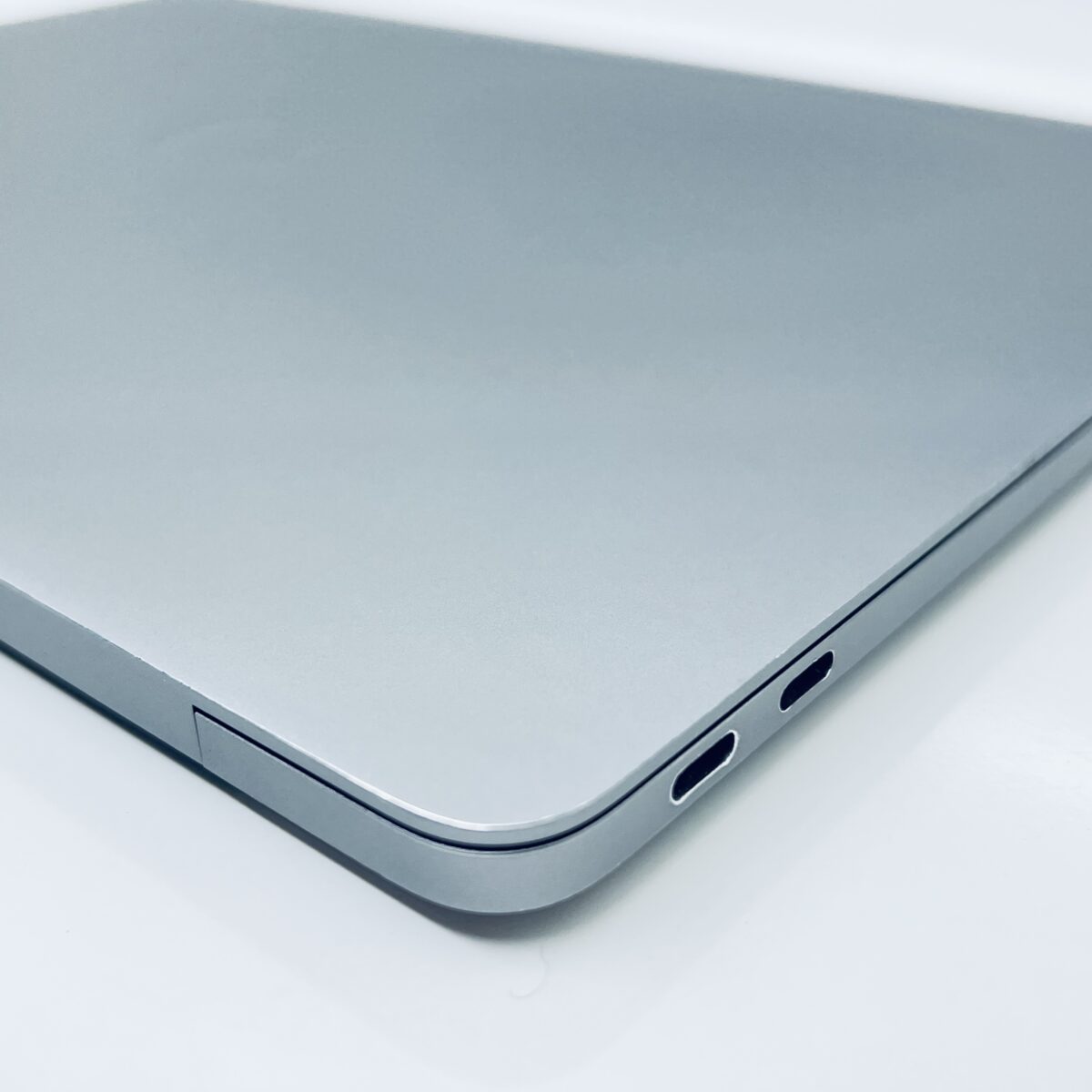 13.3" MacBook Pro / 7868242 - Image 11