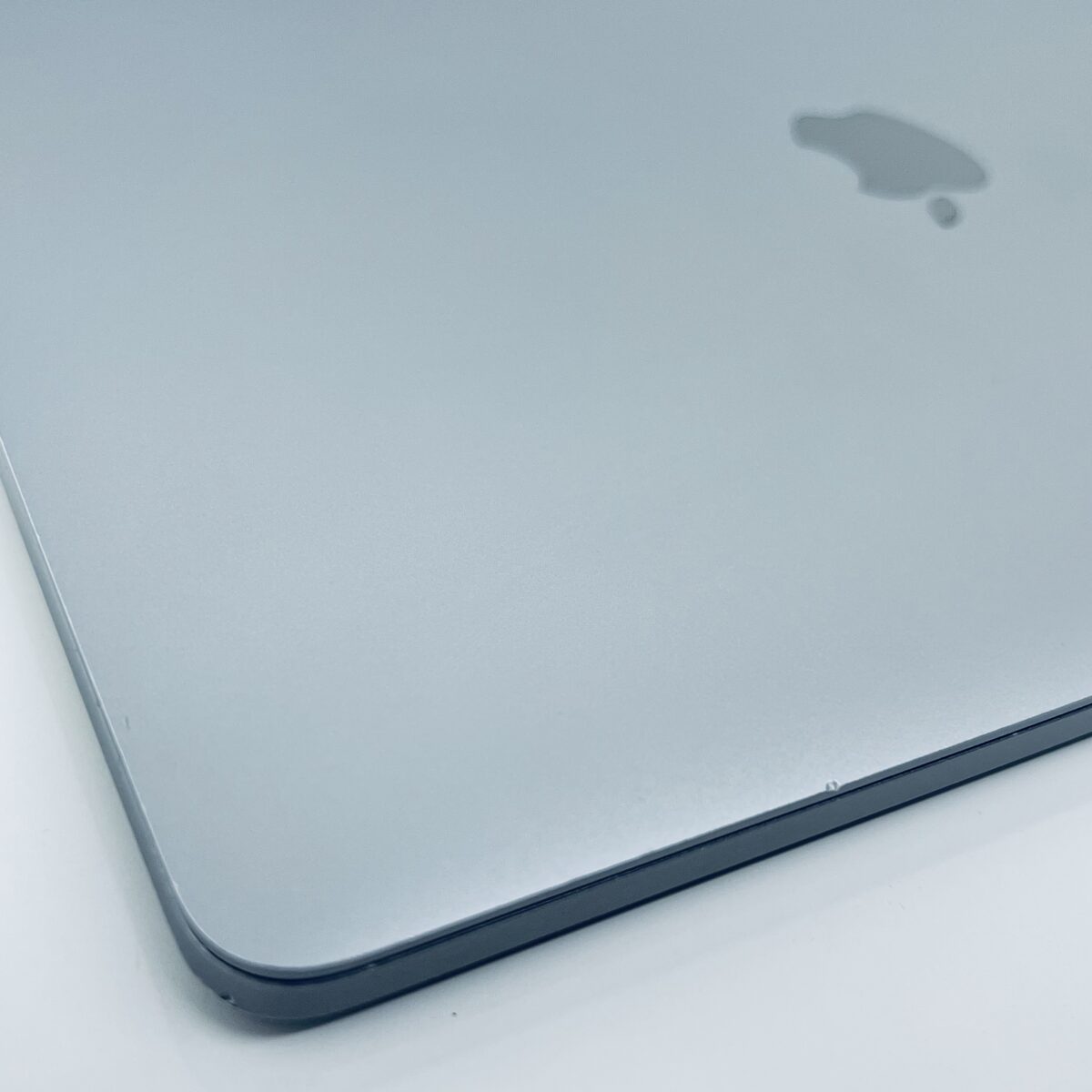 13.3" MacBook Pro / 7868241 - Image 11
