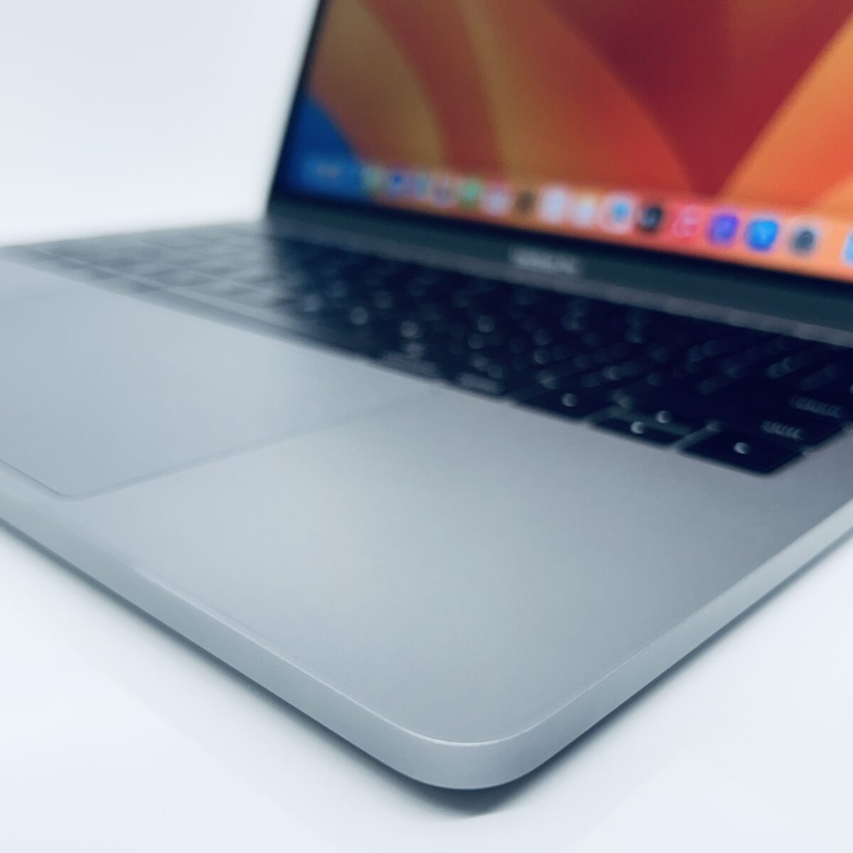 13.3" MacBook Pro / 7868094 - Image 4