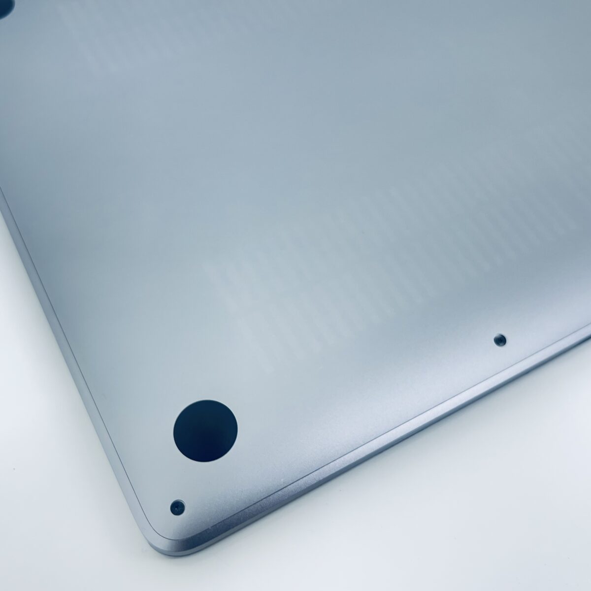 13.3" MacBook Pro / 7868094 - Image 19