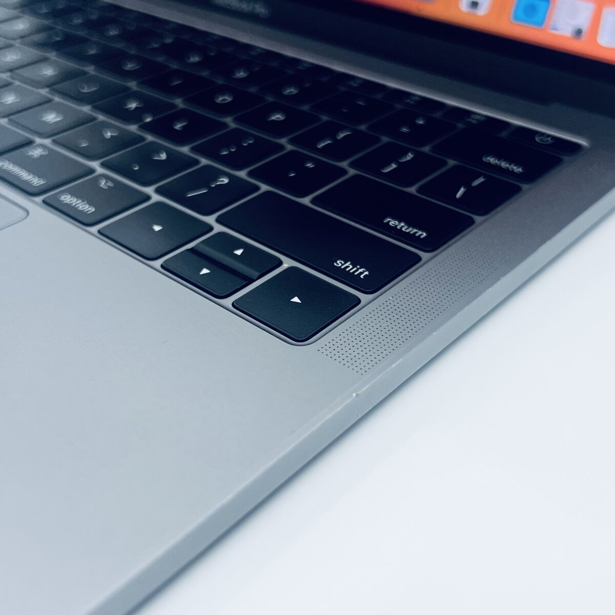 13.3" MacBook Pro / 7867596 - Image 4