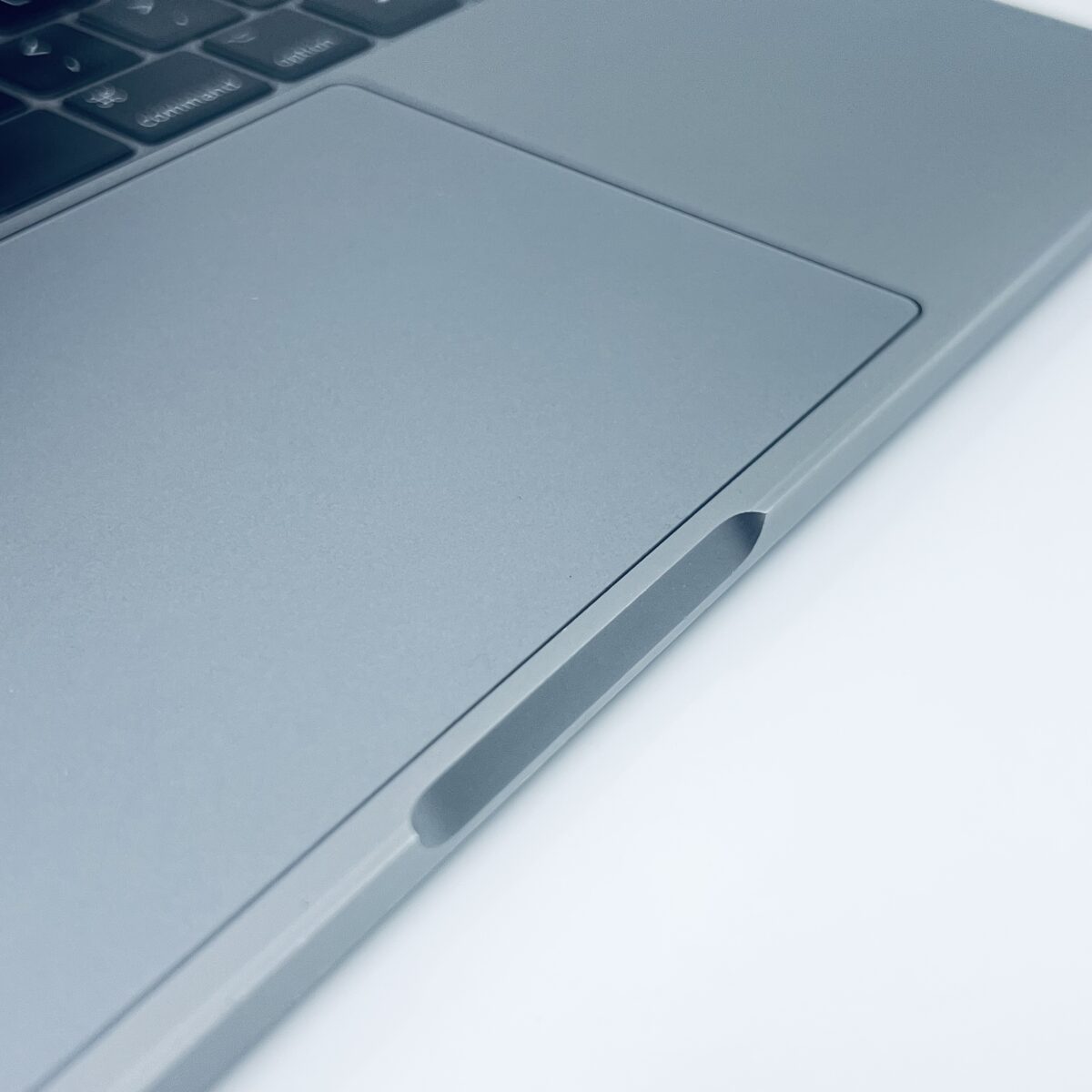 13.3" MacBook Pro / 7867596 - Image 6