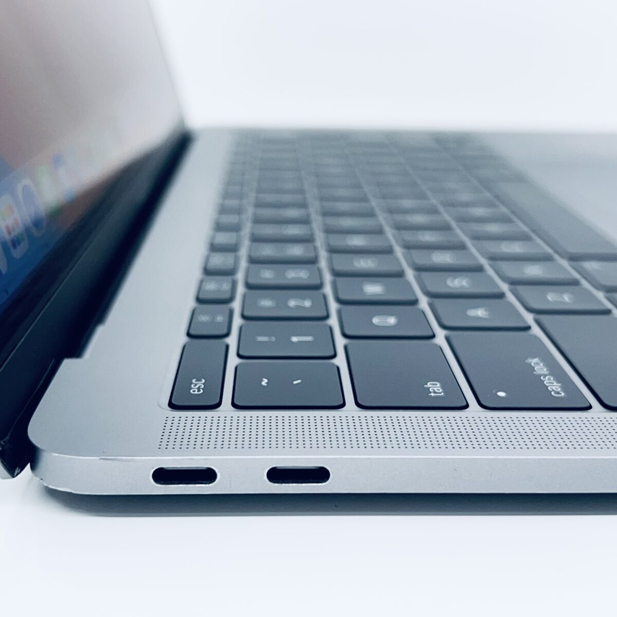 13.3" MacBook Pro / 78678177 - Image 7