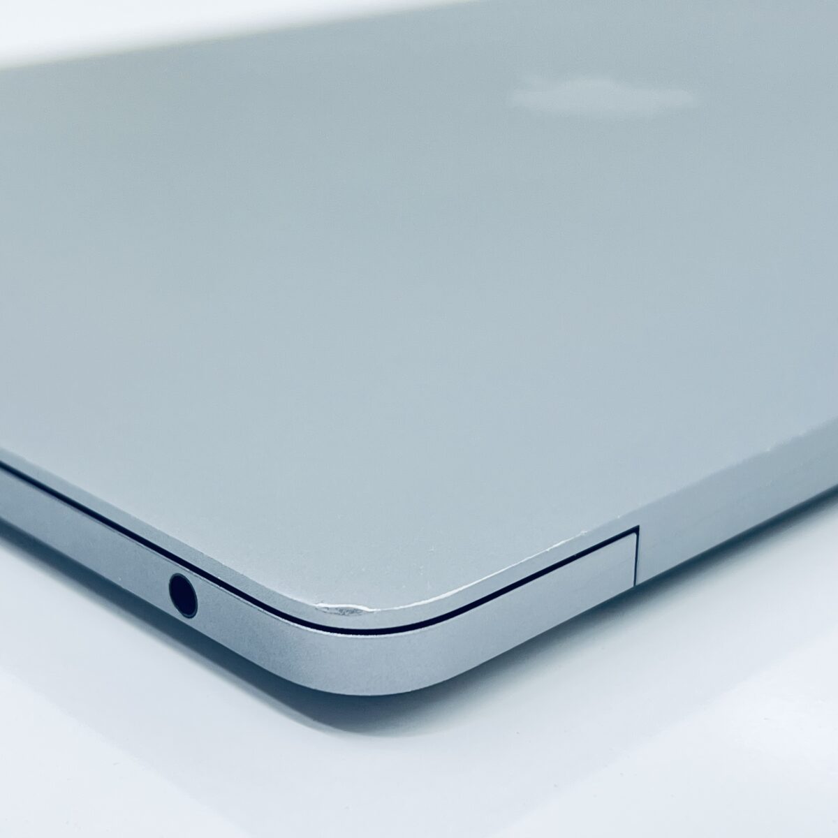 13.3" MacBook Pro / 7861365 - Image 12