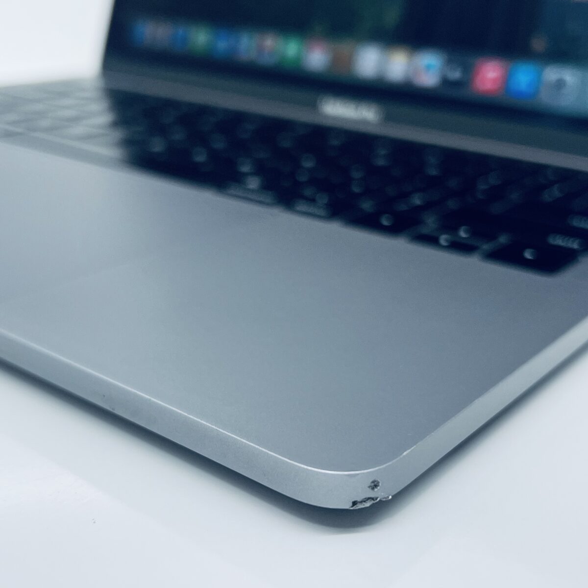 13.3" MacBook Pro / 7868251 - Image 4
