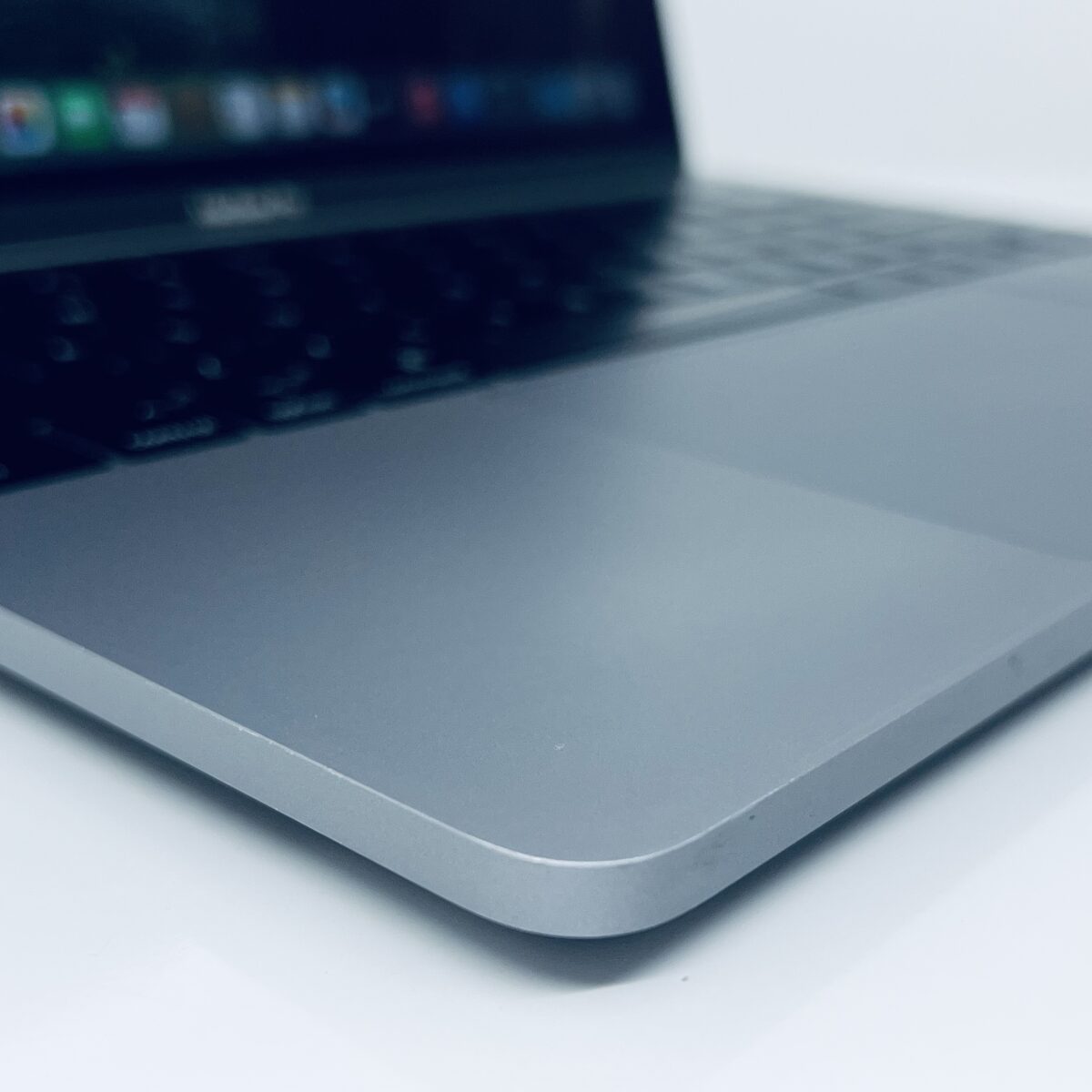 13.3" MacBook Pro / 7868251 - Image 5