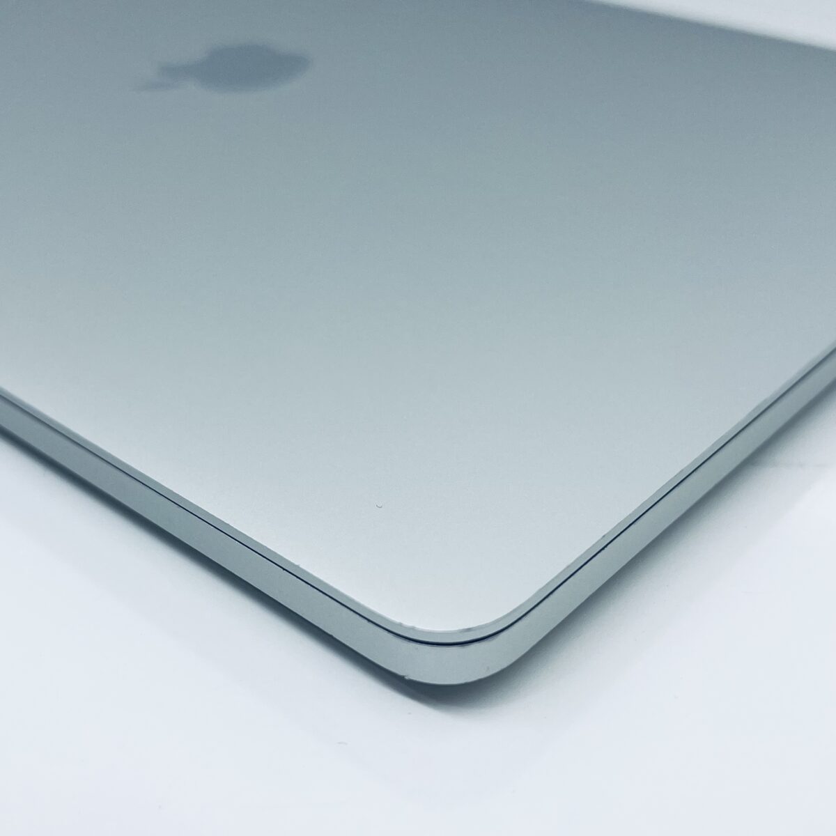 13.3" MacBook Pro / 7868246 - Image 10