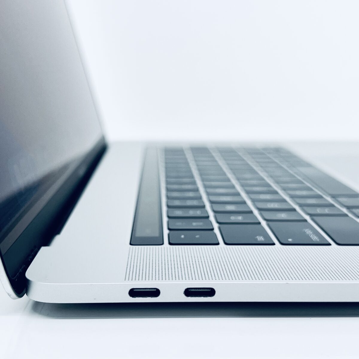 15.4" MacBook Pro / 7868222 - Image 7
