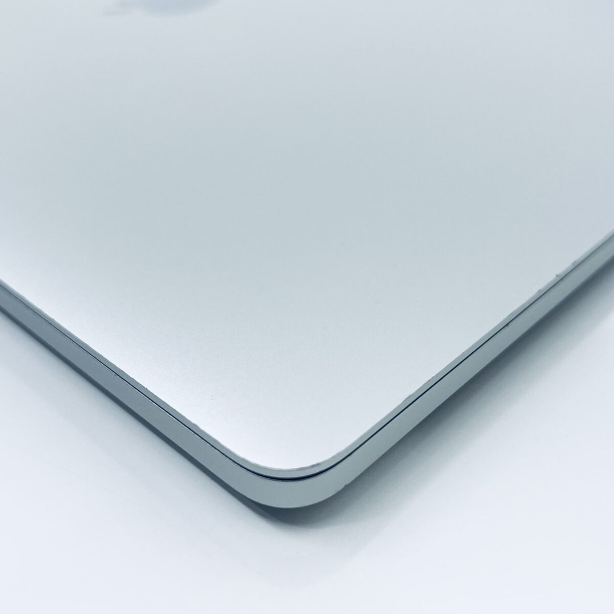 15.4" MacBook Pro / 7868222 - Image 13