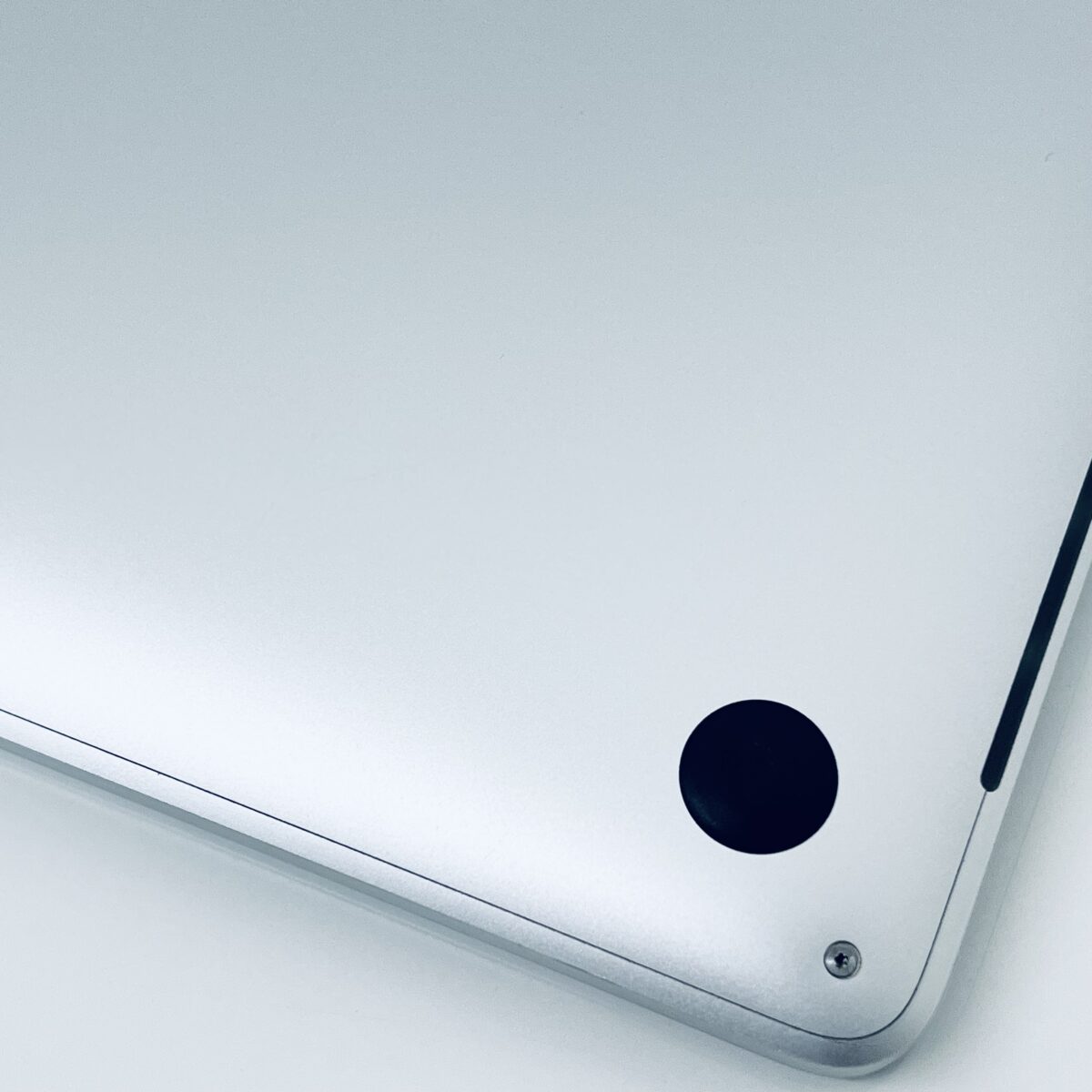 15.4" MacBook Pro / 7868222 - Image 18