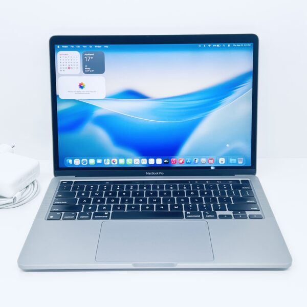 13.3" MacBook Pro M1