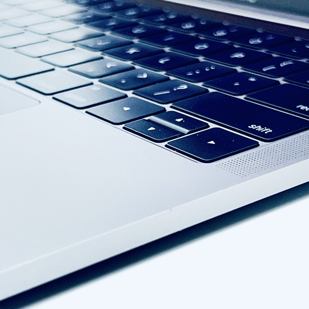 13.3" MacBook Pro / 7868271 - Image 4