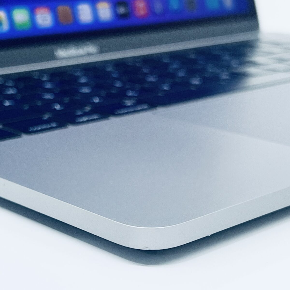 13.3" MacBook Pro / 7868271 - Image 6