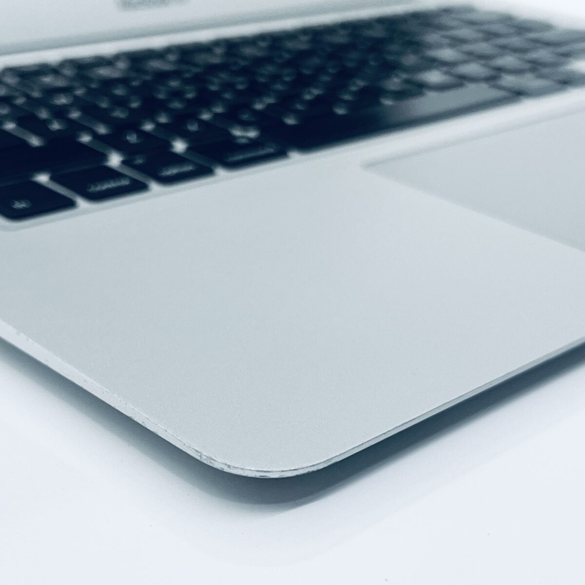 13.3" MacBook Air / 7868277 - Image 5