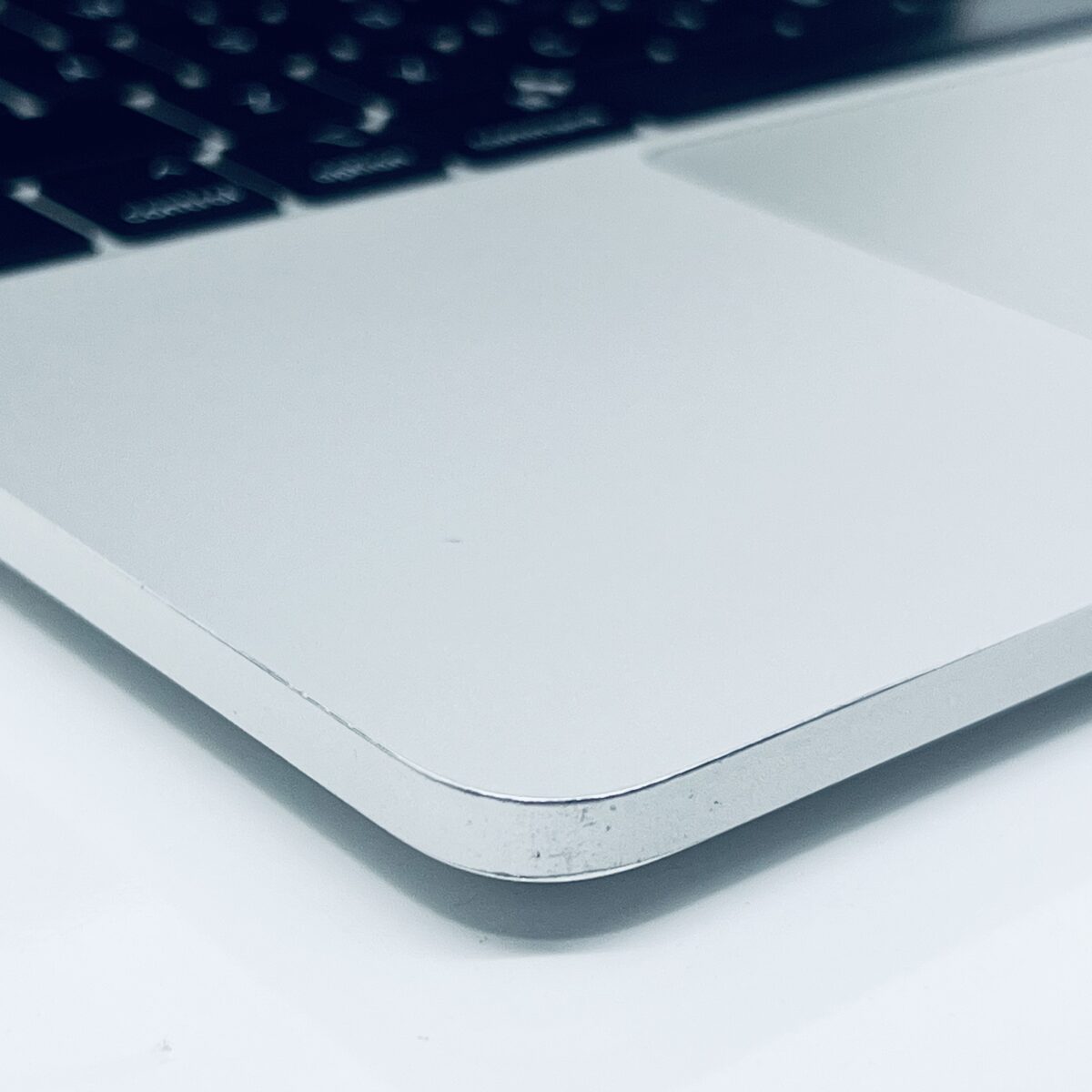 13.3" MacBook Pro / 7868288 - Image 6