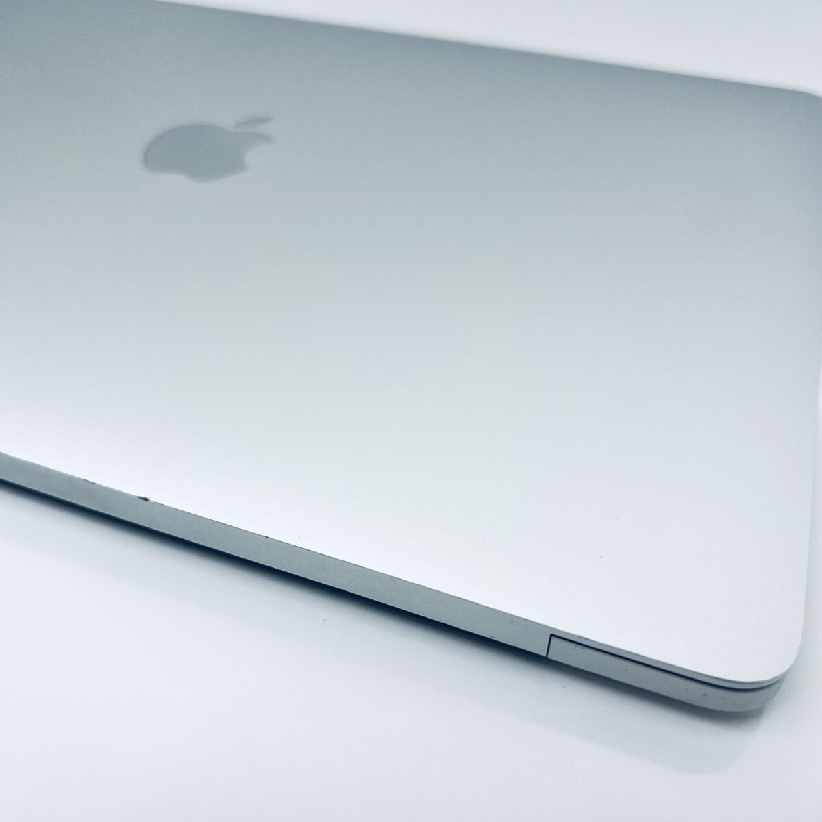 13.3" MacBook Pro / 7868288 - Image 12