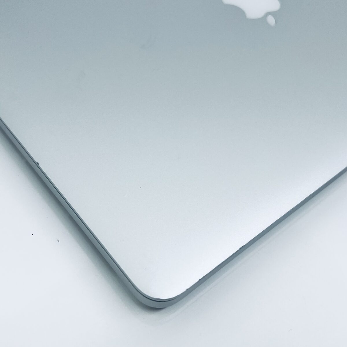 15.4" MacBook Pro / 7868278 - Image 13