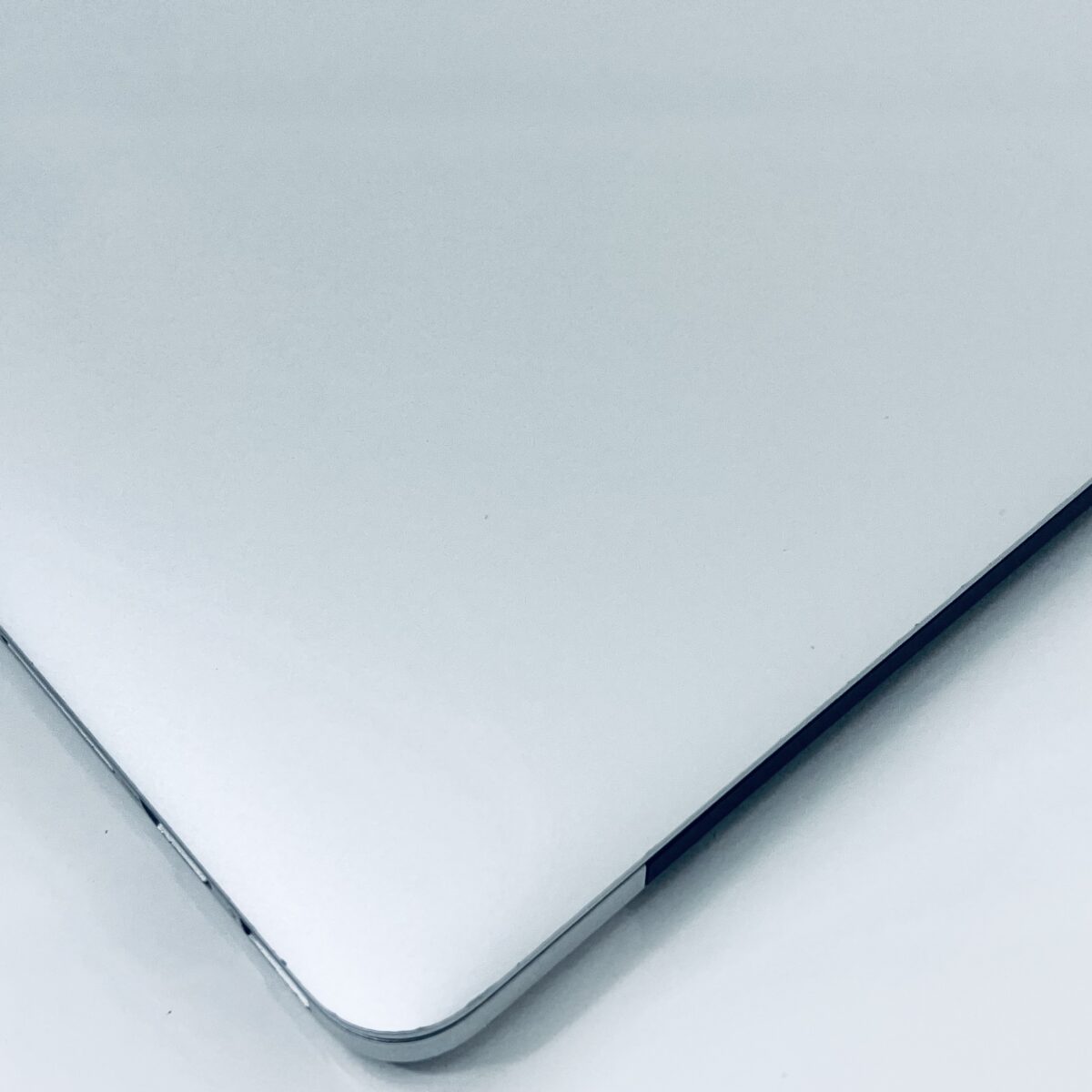 15.4" MacBook Pro / 7868278 - Image 15